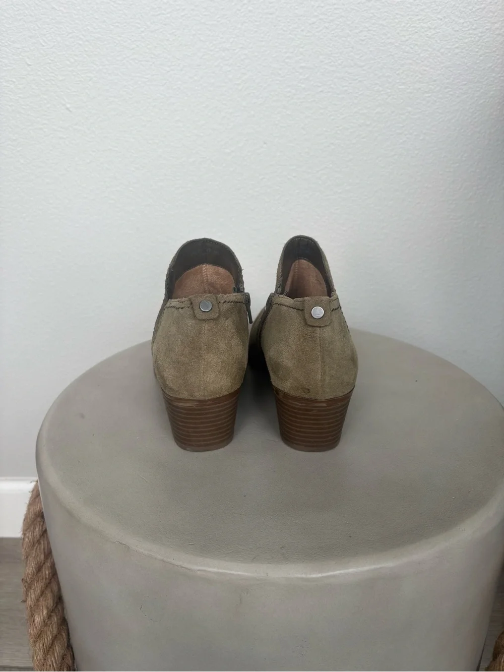 Naturalizer | Green Suede Bootie | Sz 8.5 | Good Condition